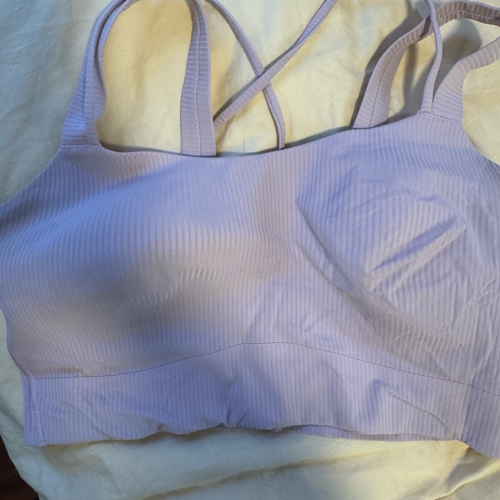 Lululemon like a cloud sports bra